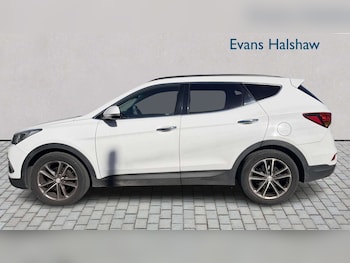 Used Hyundai Santa Fe 2016 for sale - 78465044: Photo