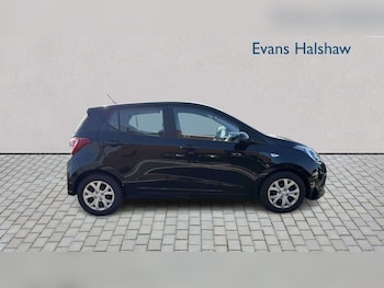 Used Hyundai i10 2016 for sale - 77886218: Photo
