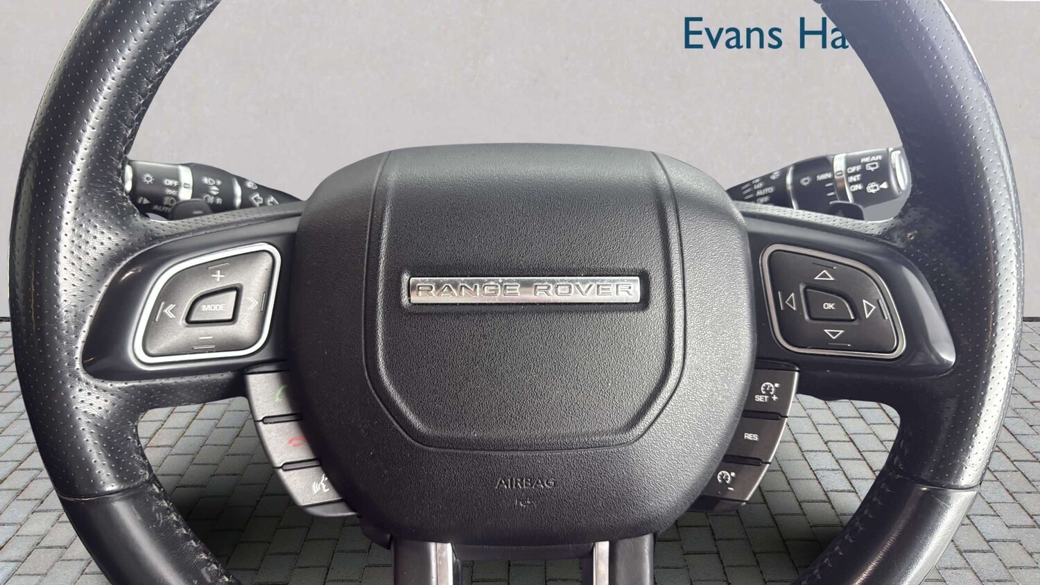 Used Land Rover Range Rover Evoque 2017 for sale - 78037593: Photo 11