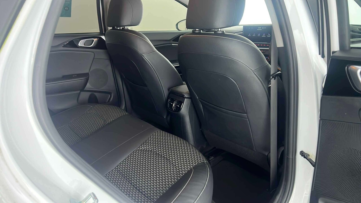 Used Kia XCeed for sale - 77859205: Photo 23