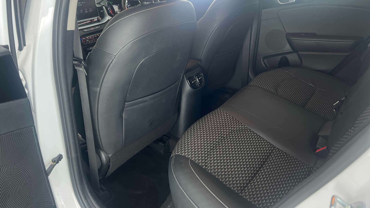 Used Kia XCeed for sale - 77859205: Photo 26