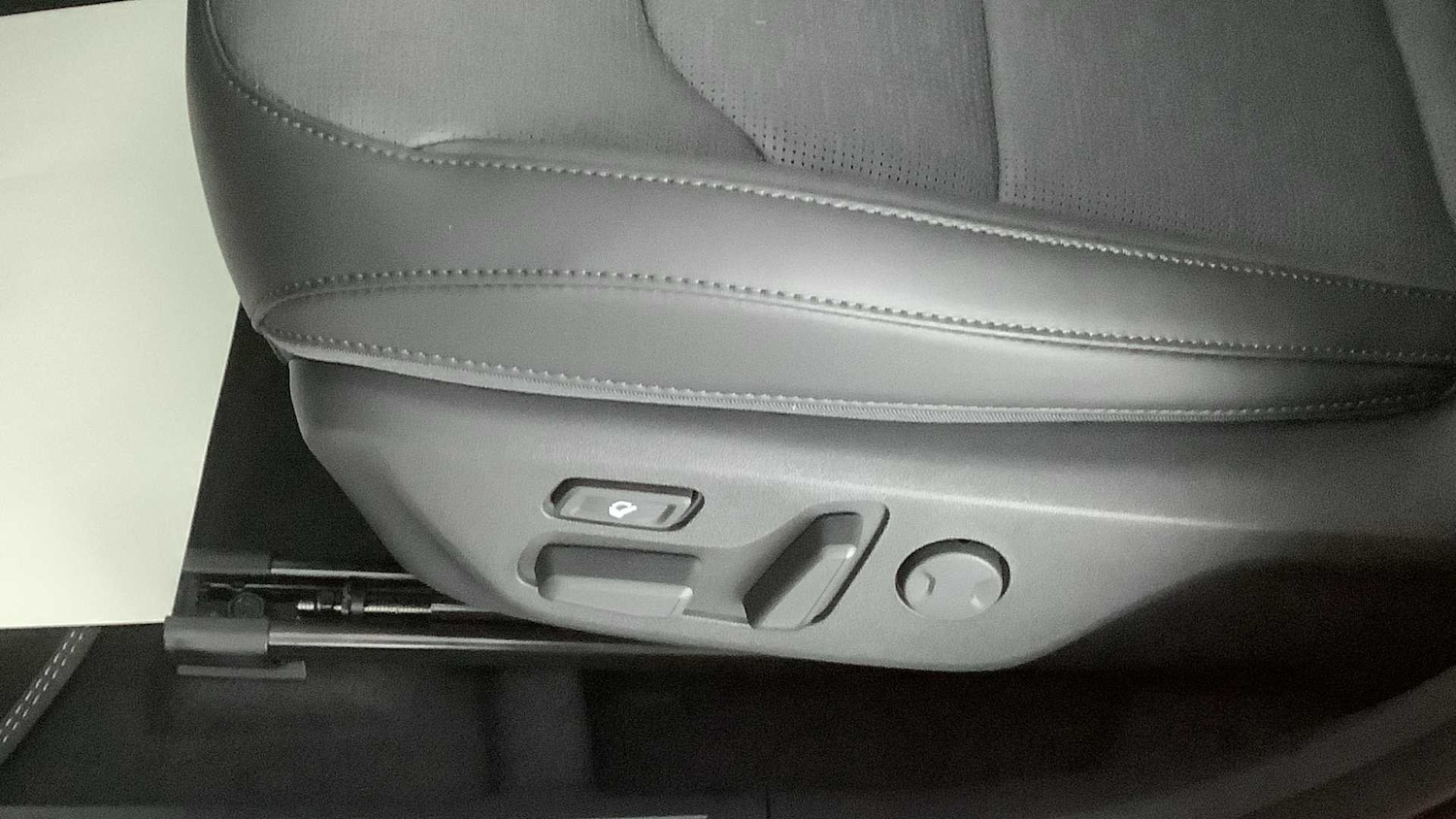 Used Kia Niro for sale - 77860274: Photo 32