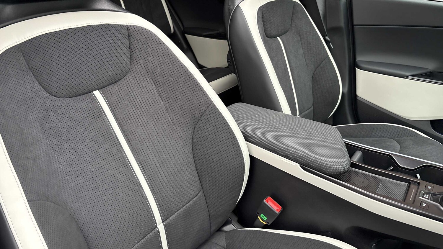 Used Kia EV6 for sale - 77862503: Photo 10