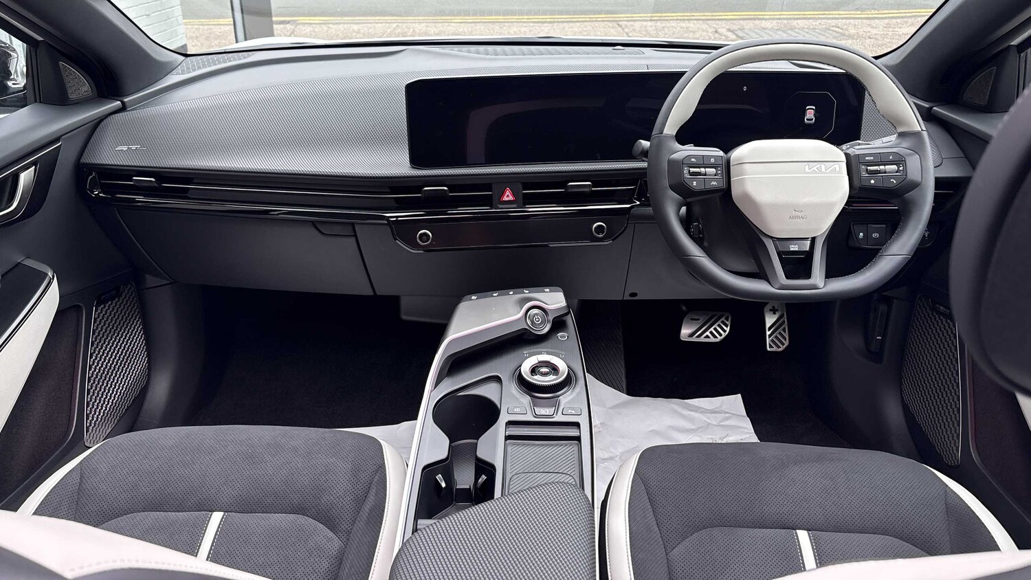 Used Kia EV6 for sale - 77858062: Photo 12