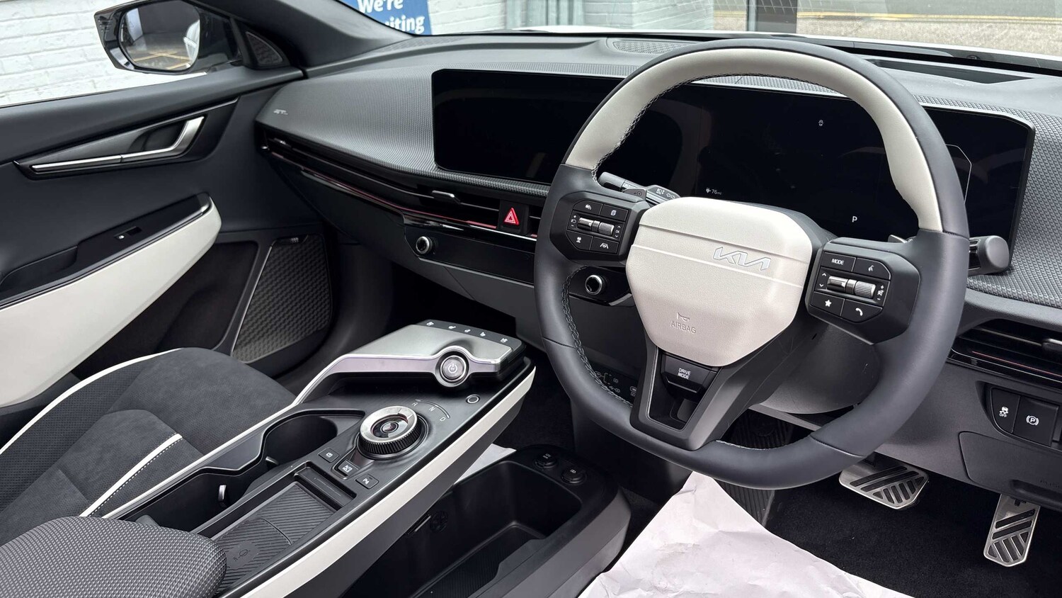 Used Kia EV6 for sale - 77858062: Photo 9