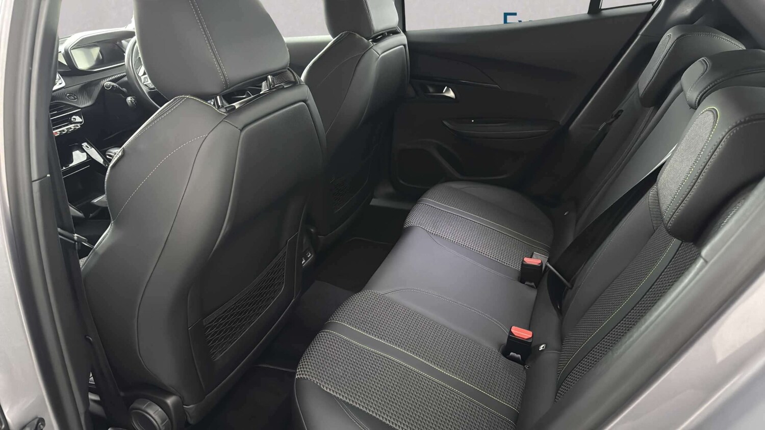 Used Peugeot 2008 2020 for sale - 77860121: Photo 23