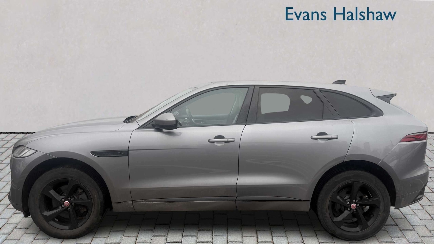 Used Jaguar F-Pace 2021 for sale - 77858338: Photo 4