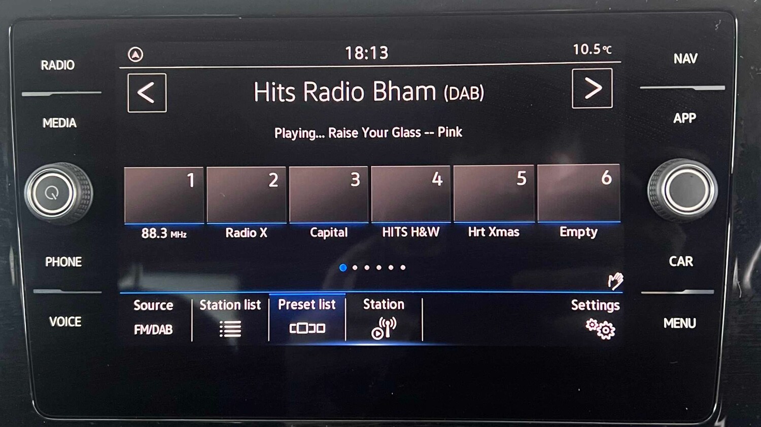 Used Volkswagen T-Roc for sale - 77862136: Photo 14