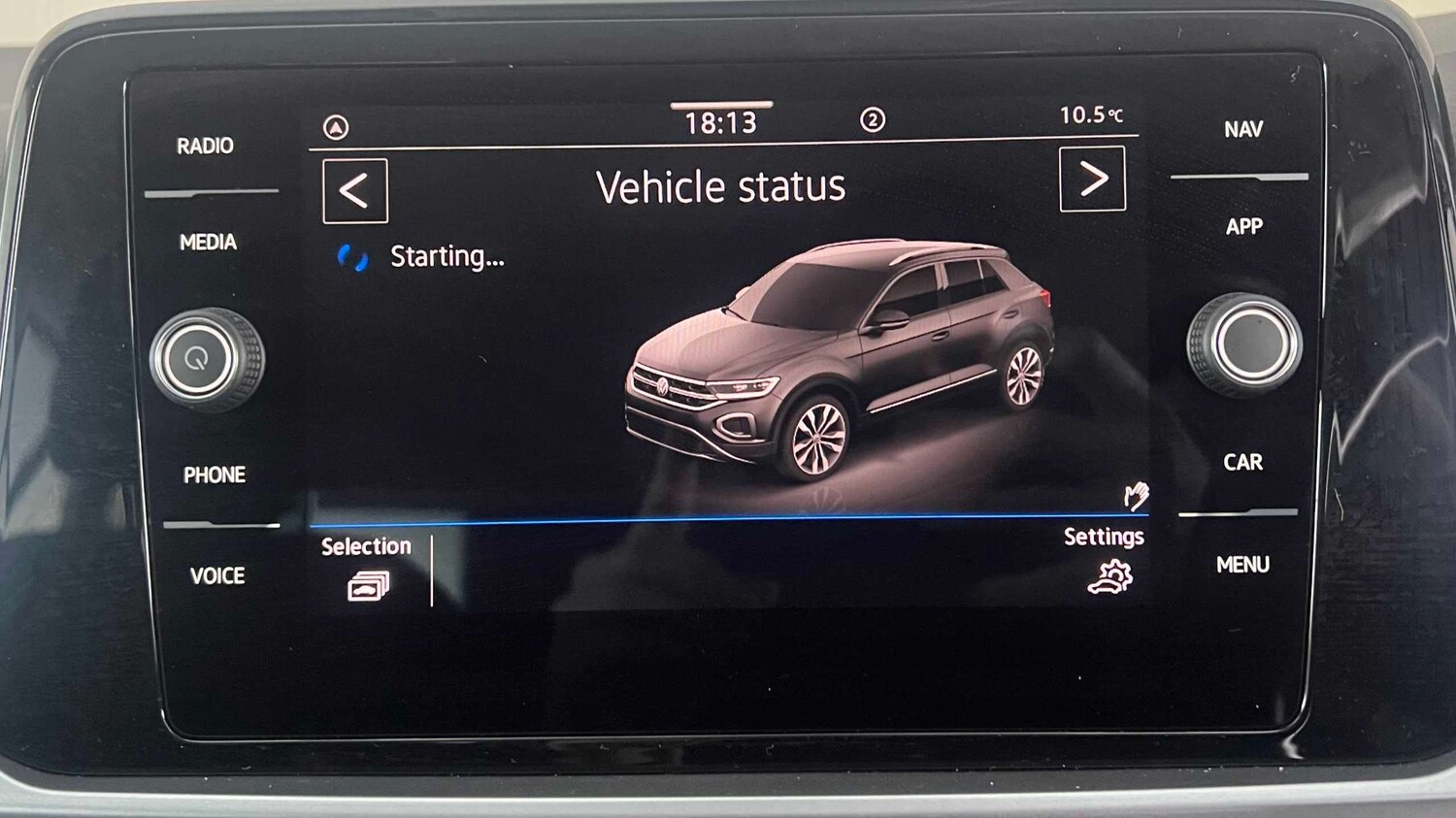 Used Volkswagen T-Roc for sale - 77862136: Photo 15