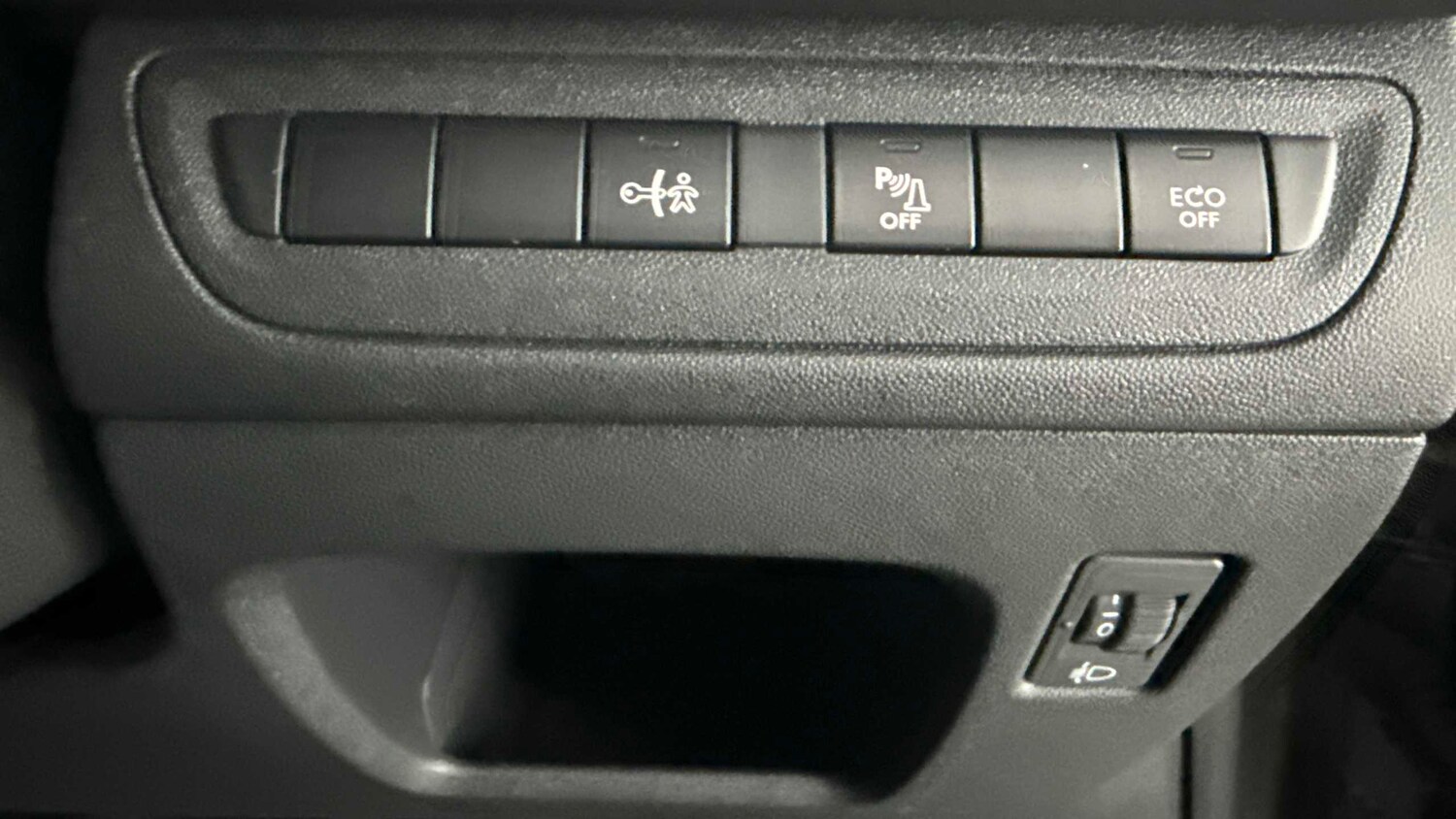 Used Peugeot 208 for sale - 77859844: Photo 16