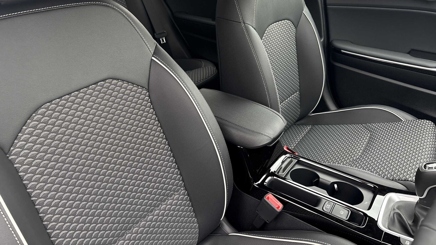 Used Kia XCeed for sale - 77861802: Photo 10