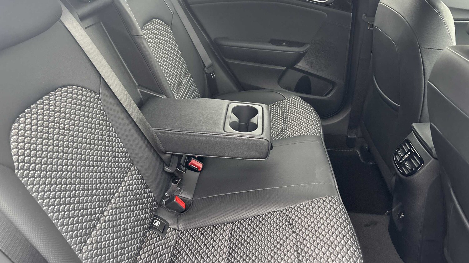 Used Kia XCeed for sale - 77861802: Photo 12