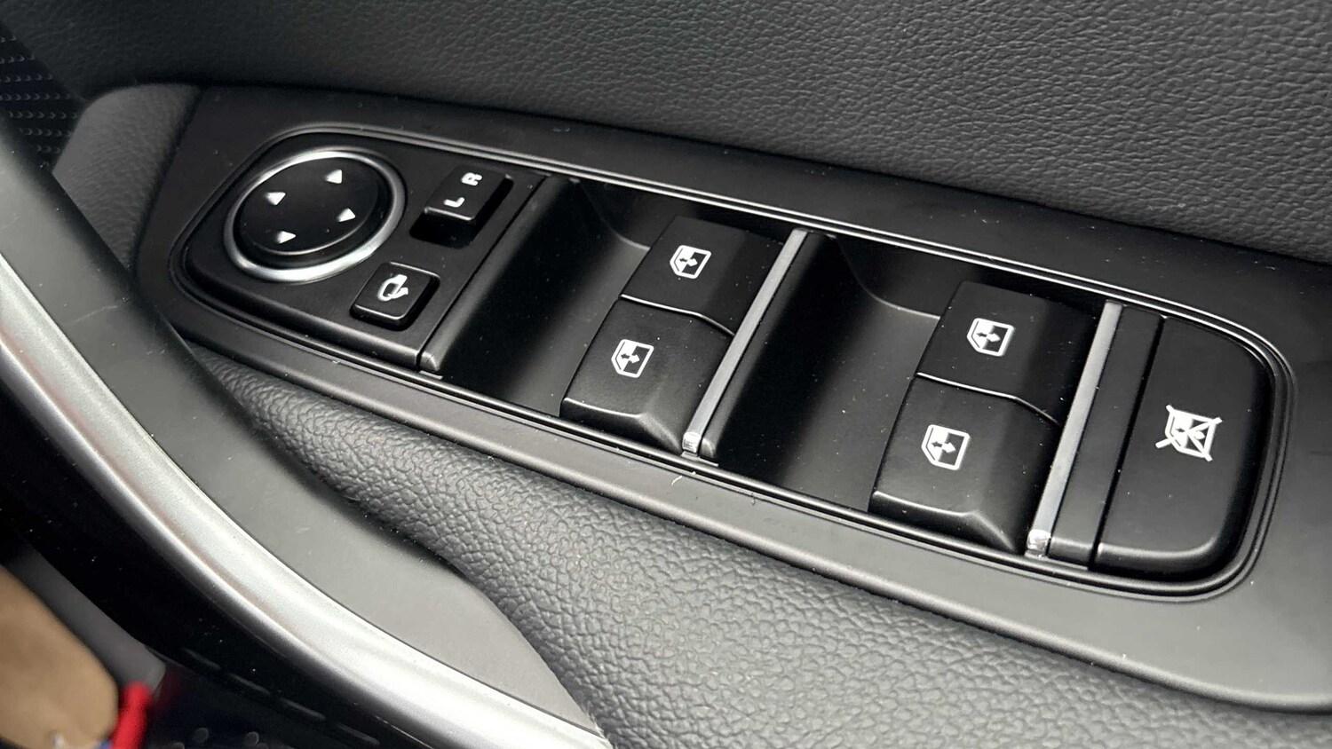 Used Kia XCeed for sale - 77861802: Photo 28