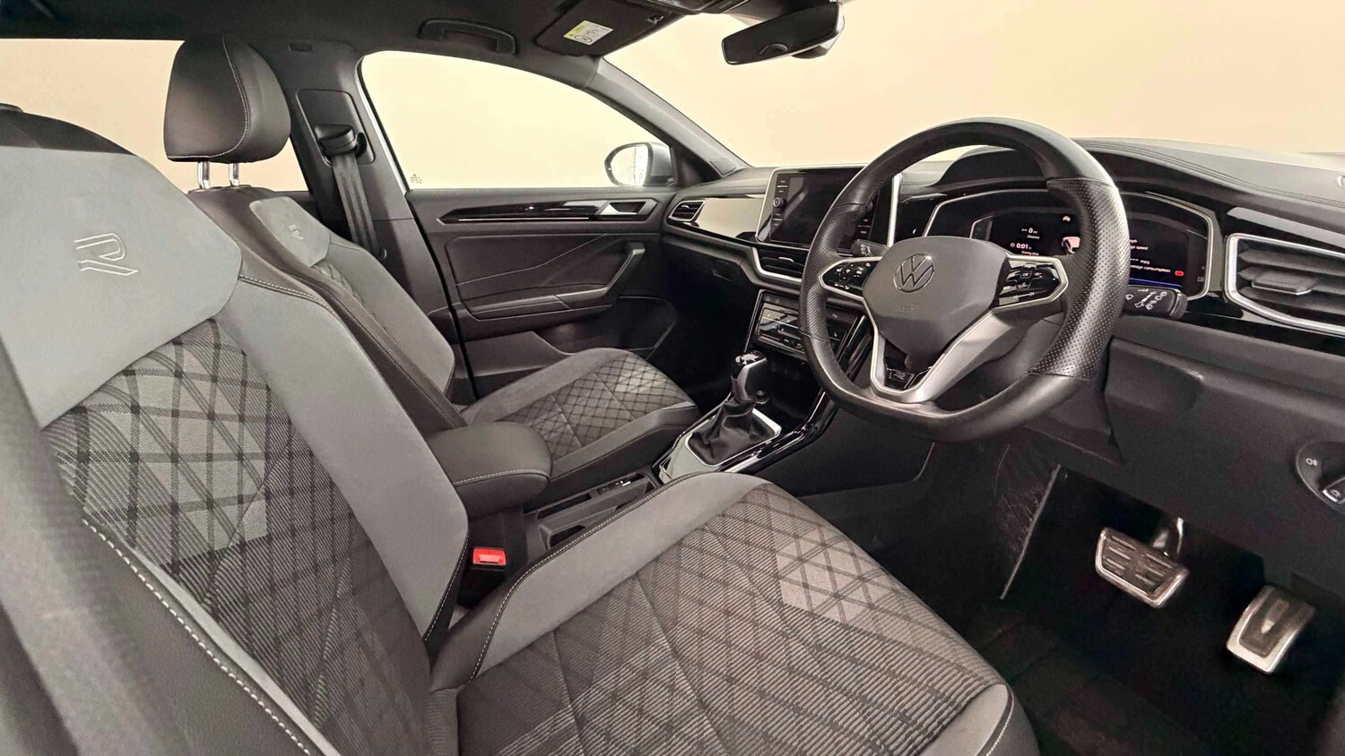 Used Volkswagen T-Roc 2022 for sale - 77972912: Photo 10