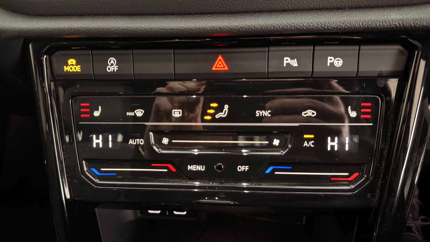 Used Volkswagen T-Roc 2022 for sale - 77972912: Photo 16