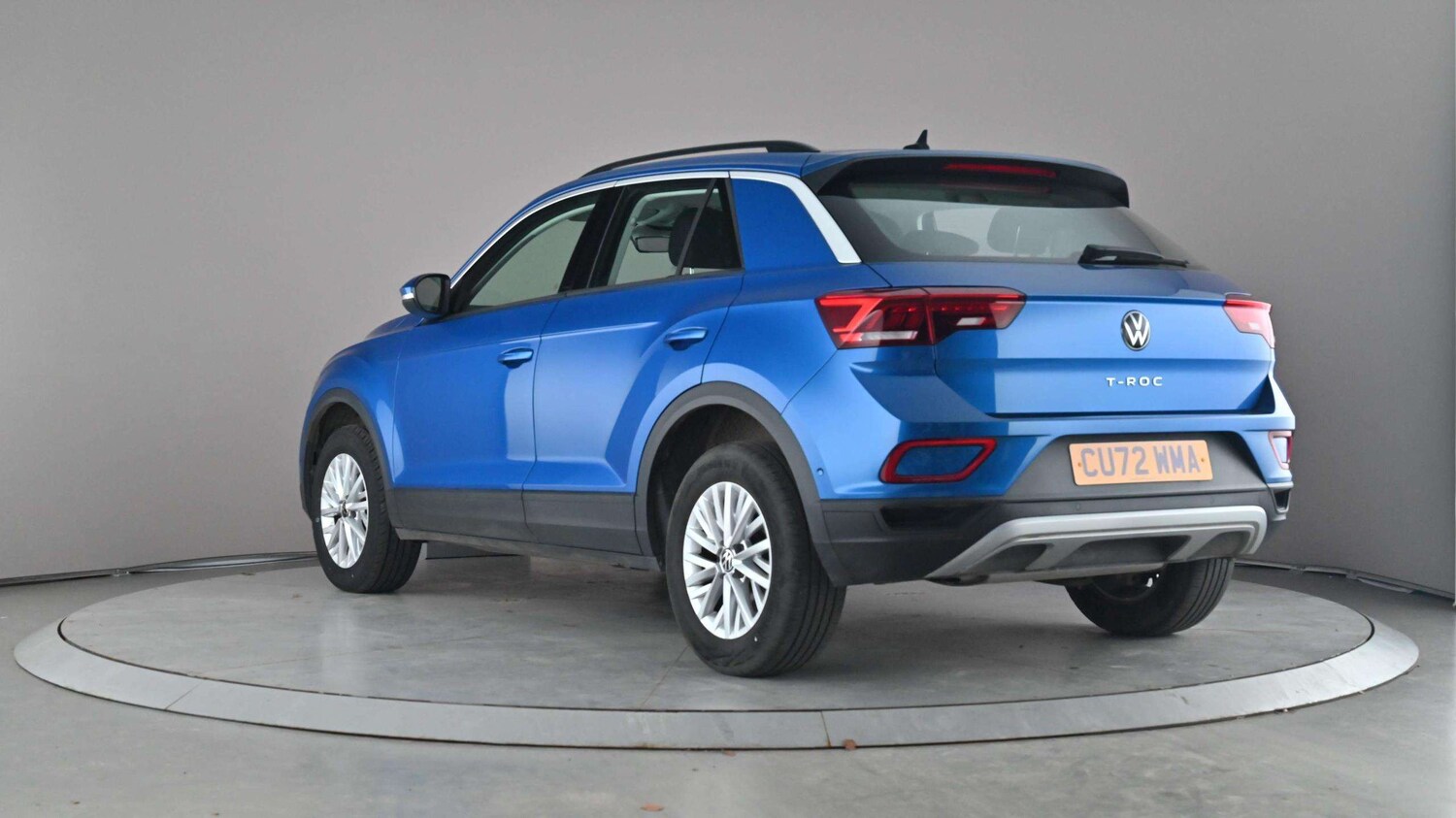 Used Volkswagen T-Roc 2023 for sale - 77857834: Photo 5