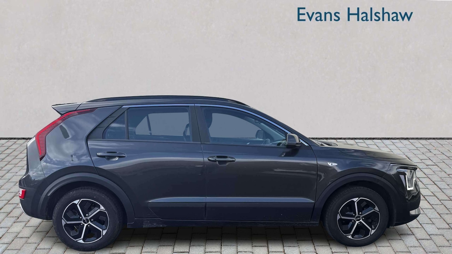 Used Kia Niro 2024 for sale - 78077189: Photo 2