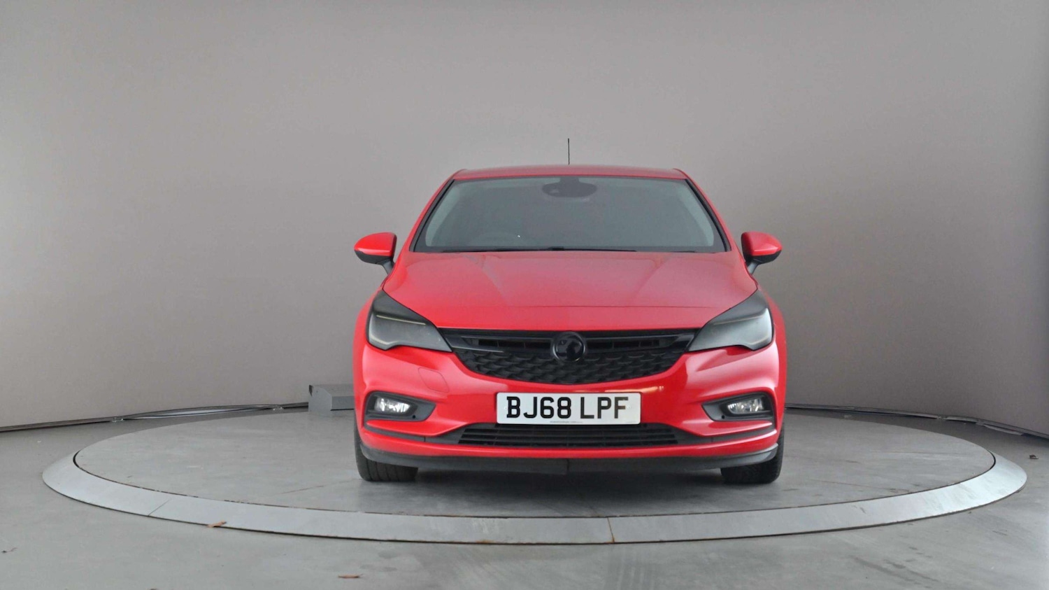 Used Vauxhall Astra 2018 for sale - 78052162: Photo 2