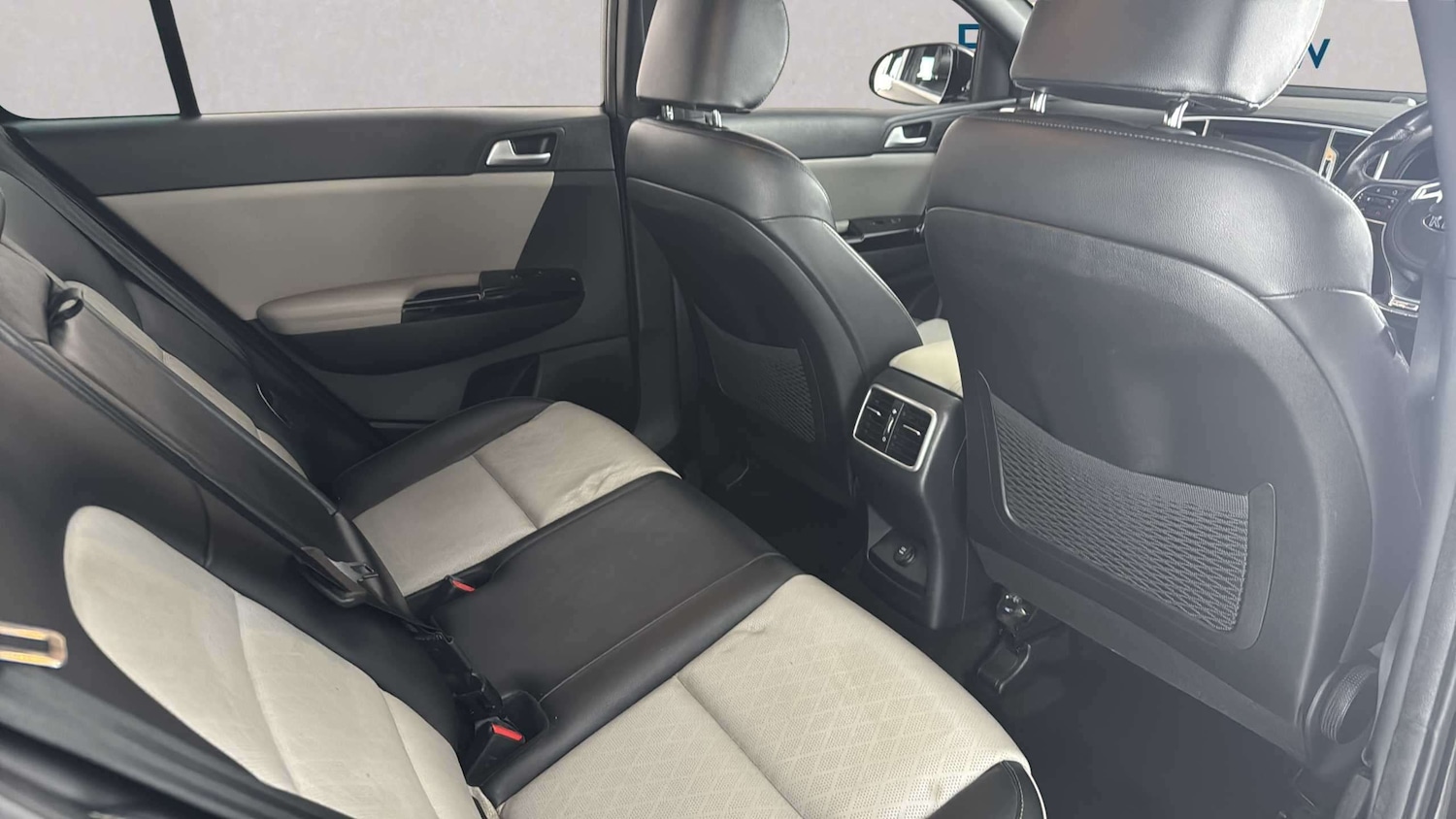 Used Kia Sportage 2018 for sale - 78118982: Photo 3