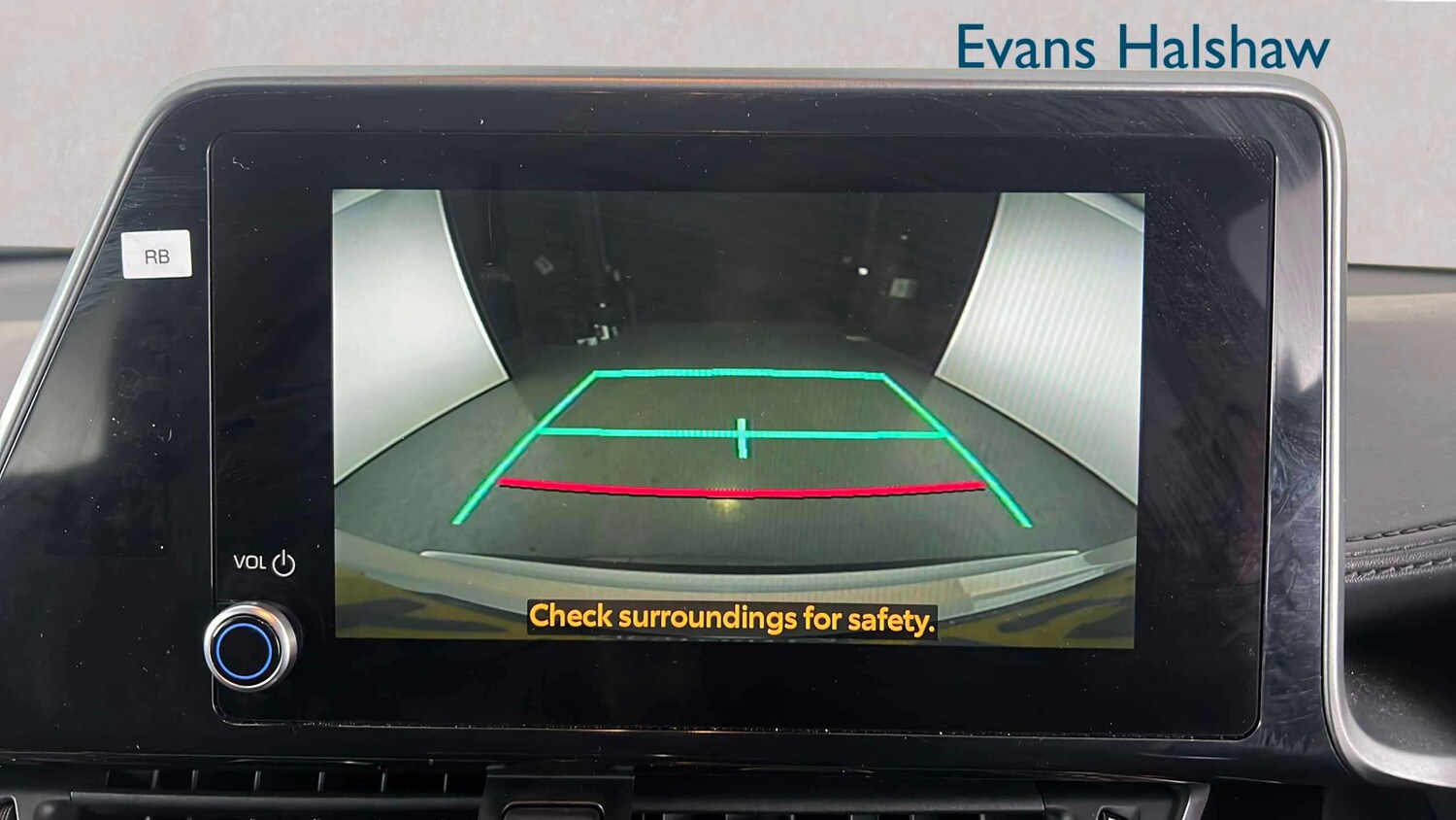 Used Toyota C-HR 2023 for sale - 77856701: Photo 12