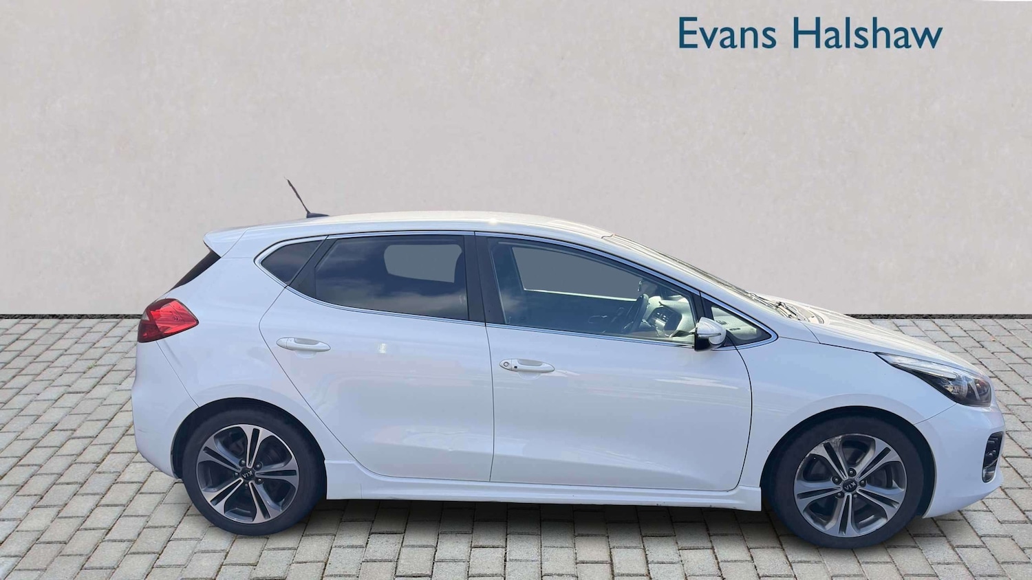 Used Kia Ceed 2017 for sale - 78024520: Photo 3