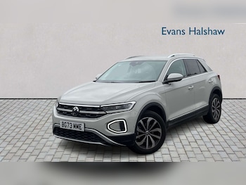 Used Volkswagen T-Roc 2023 for sale - 79260470: Photo