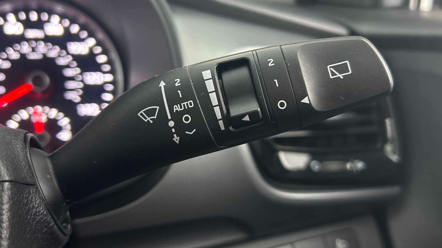 Used Kia Stonic for sale - 77859213: Photo 13