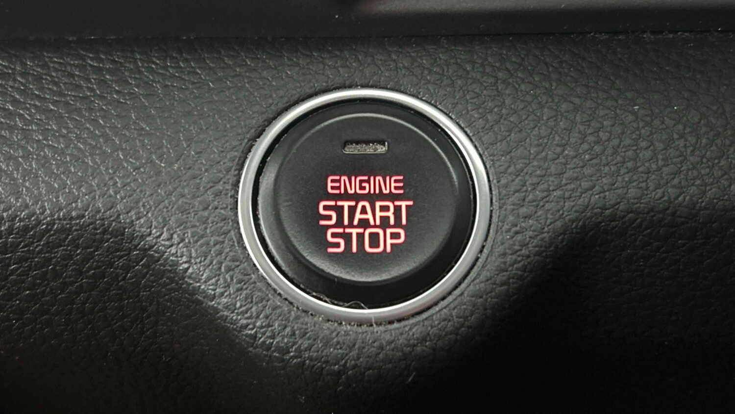 Used Kia Stonic for sale - 77859213: Photo 19