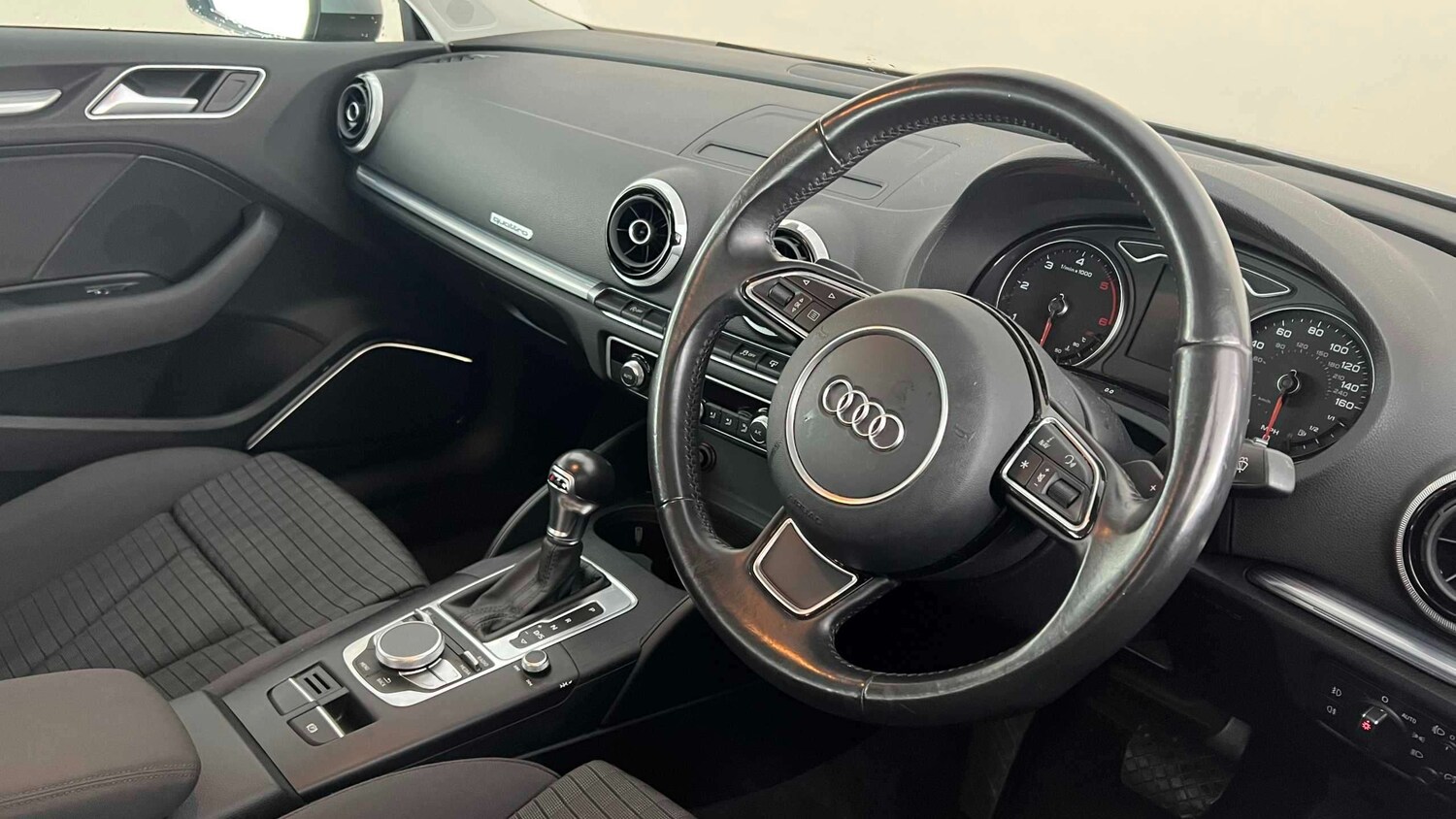 Used Audi A3 2016 for sale - 77857594: Photo 9