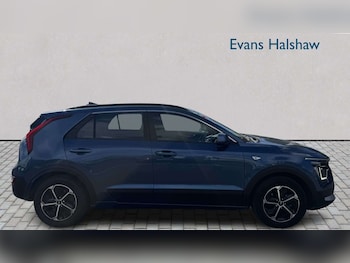 Used Kia Niro 2023 for sale - 79455697: Photo