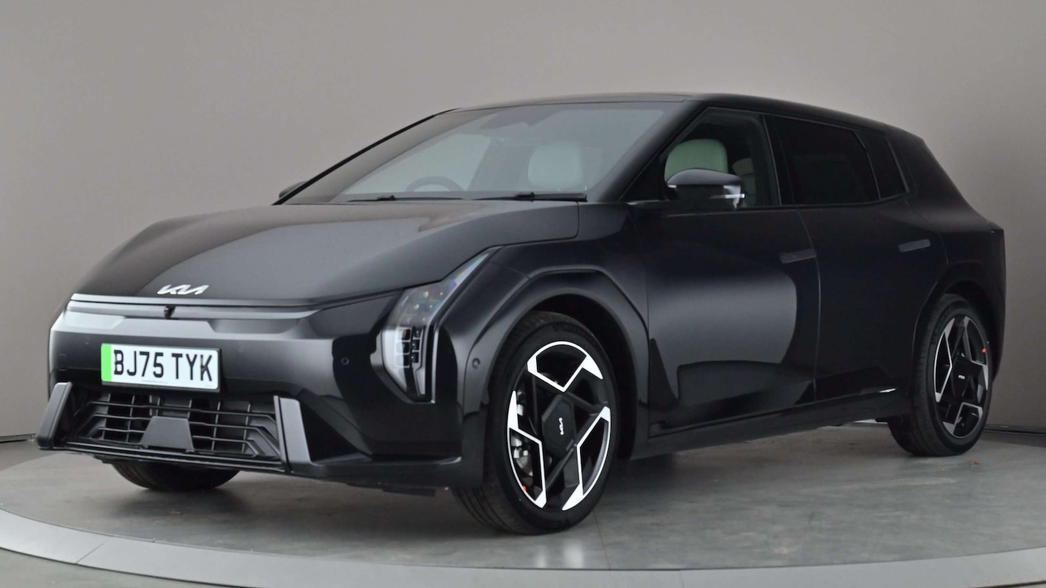 Used Kia EV4 2025 for sale - 77856920: Photo 3