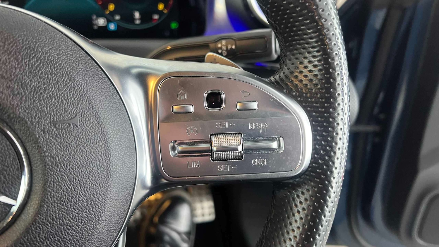 Used Mercedes-Benz CLA for sale - 77856983: Photo 11