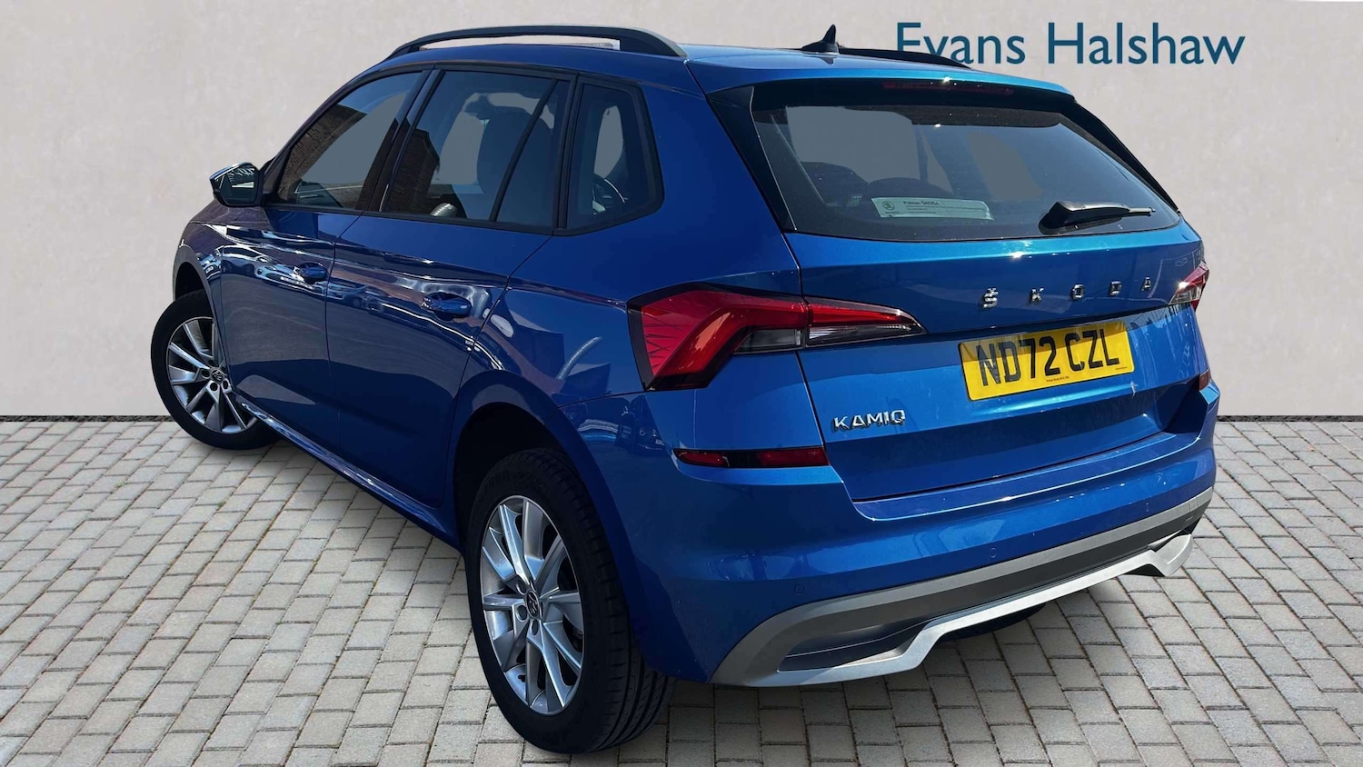 Used Skoda Kamiq 2023 for sale - 77960877: Photo 2