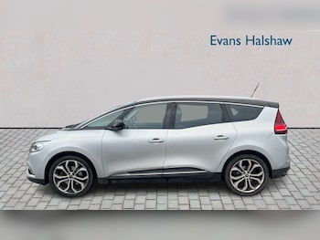 Used Renault Grand Scenic 2019 for sale - 77860938: Photo