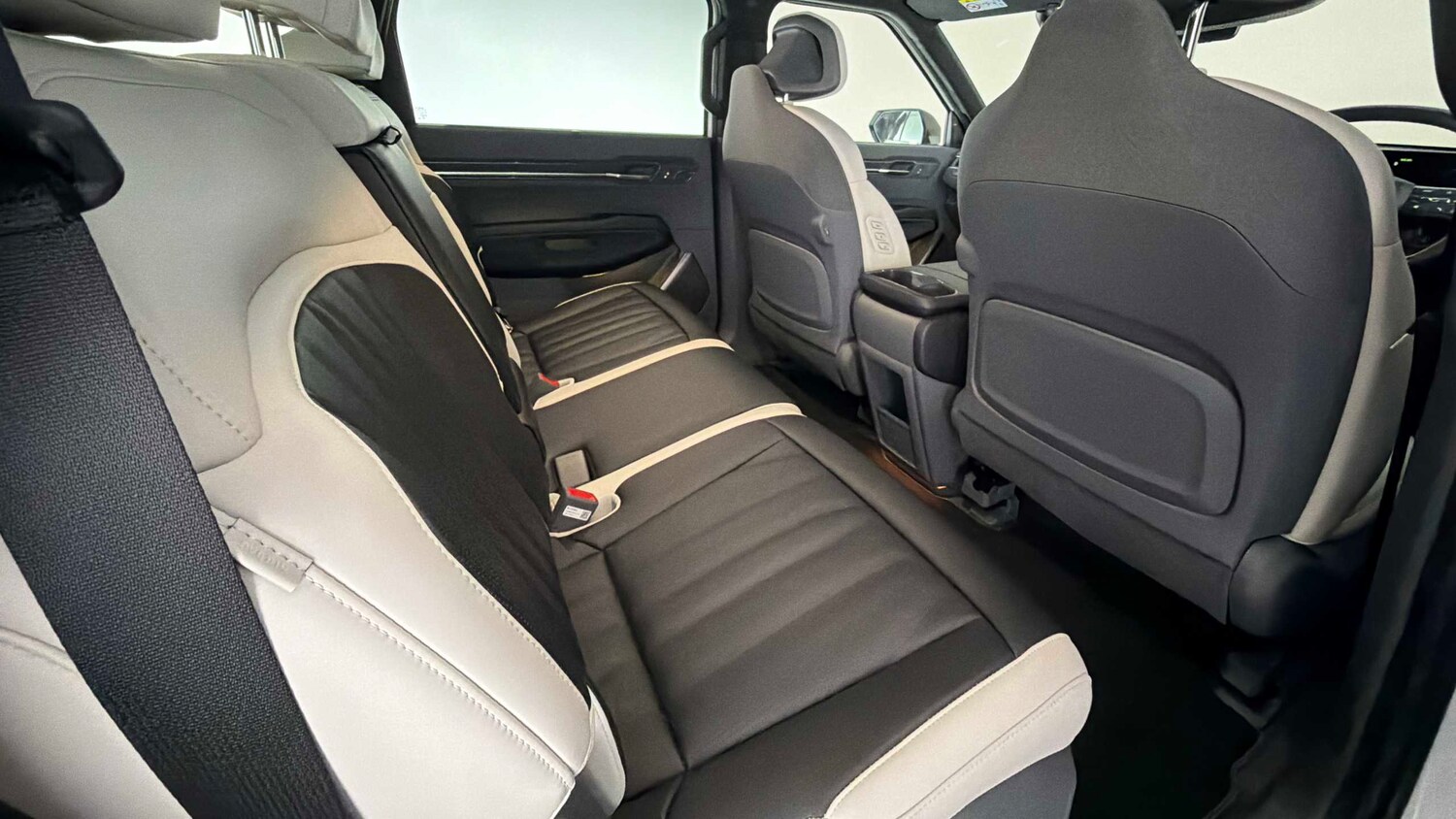 Used Kia EV9 2025 for sale - 77856516: Photo 11