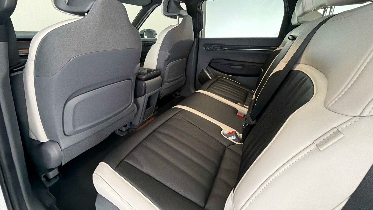 Used Kia EV9 2025 for sale - 77856516: Photo 14