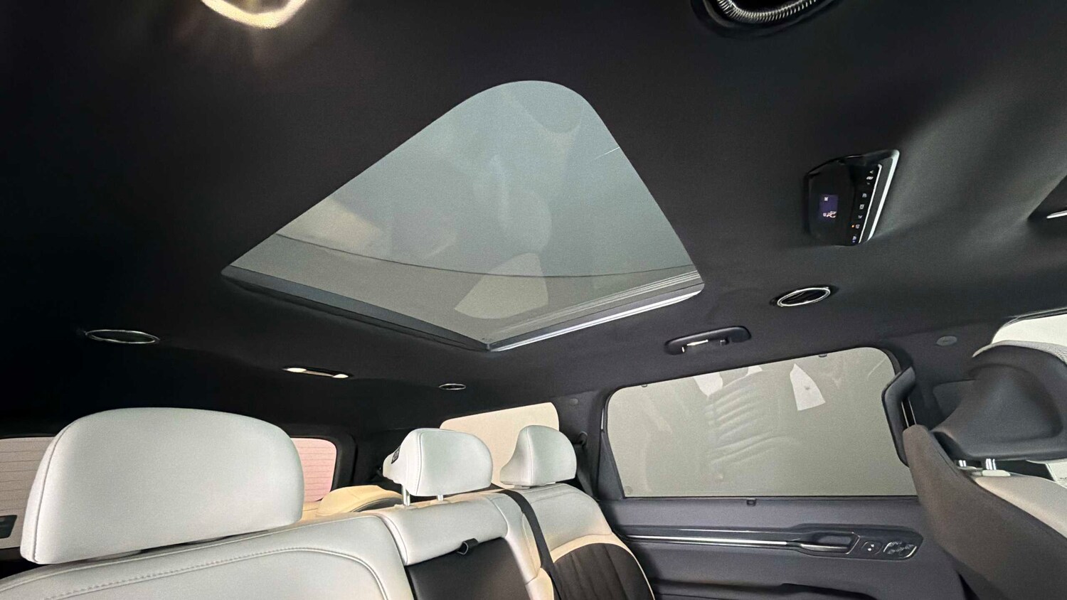 Used Kia EV9 2025 for sale - 77856516: Photo 25