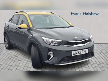 Used Kia Stonic 2023 for sale - 77858472: Photo