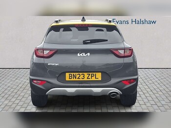 Used Kia Stonic 2023 for sale - 77858472: Photo