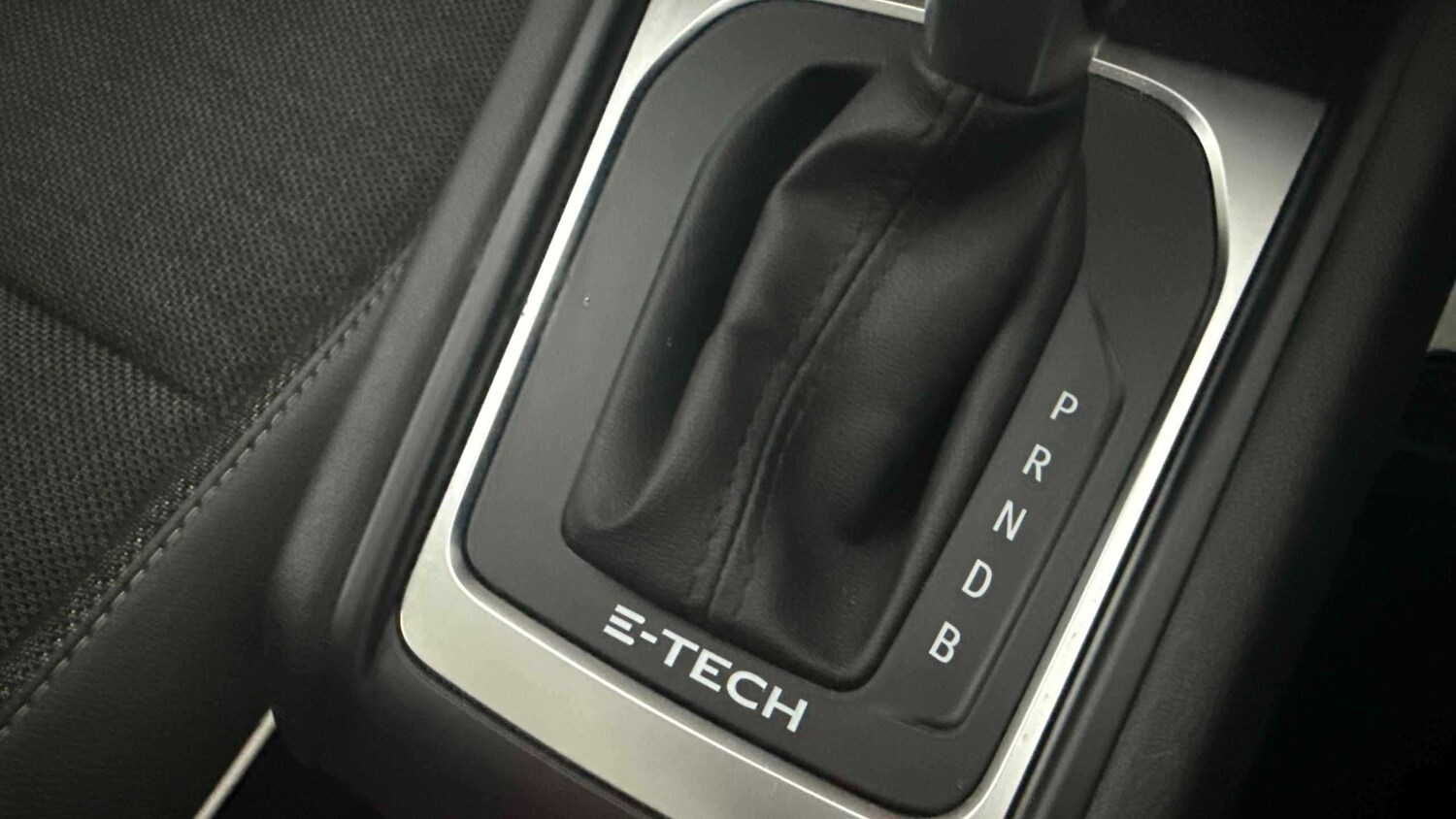 Used Renault Captur for sale - 77861270: Photo 19