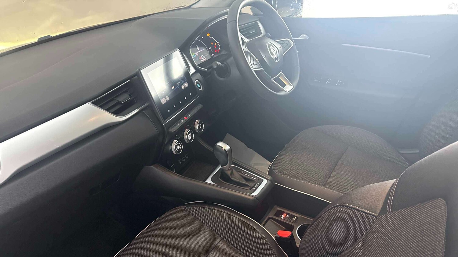 Used Renault Captur for sale - 77861270: Photo 23