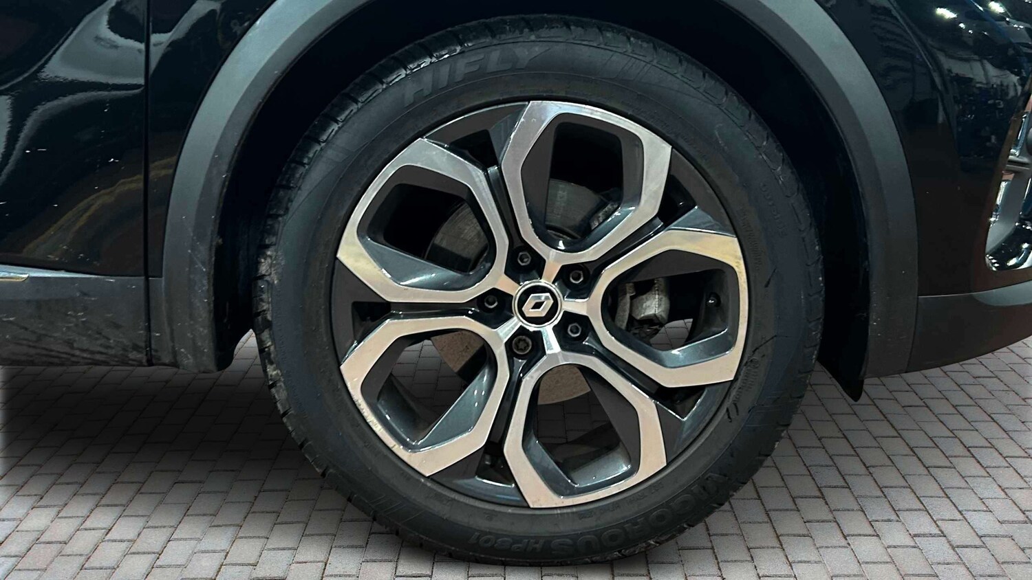 Used Renault Captur for sale - 77861270: Photo 9