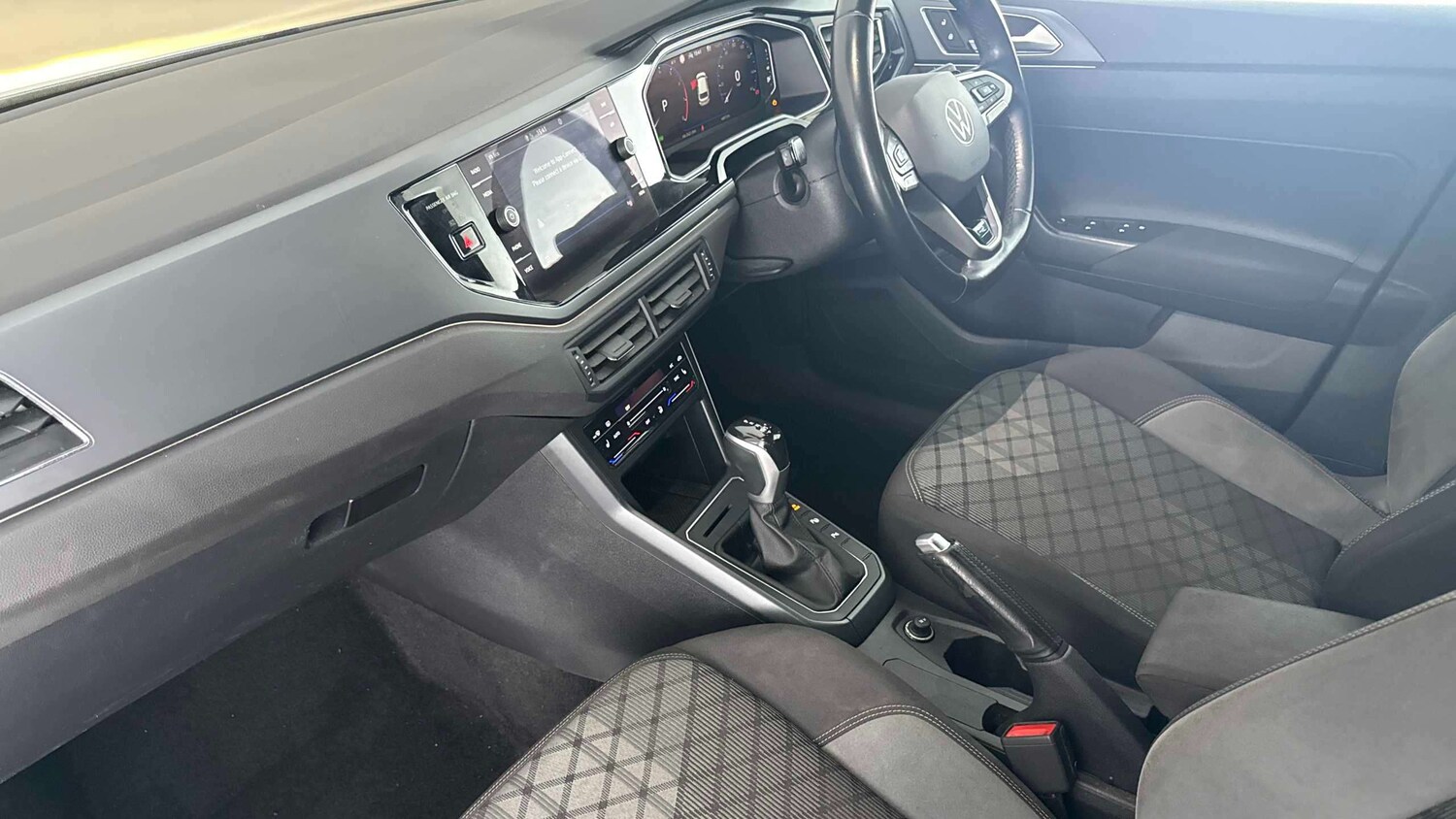 Used Volkswagen Polo for sale - 78104228: Photo 23