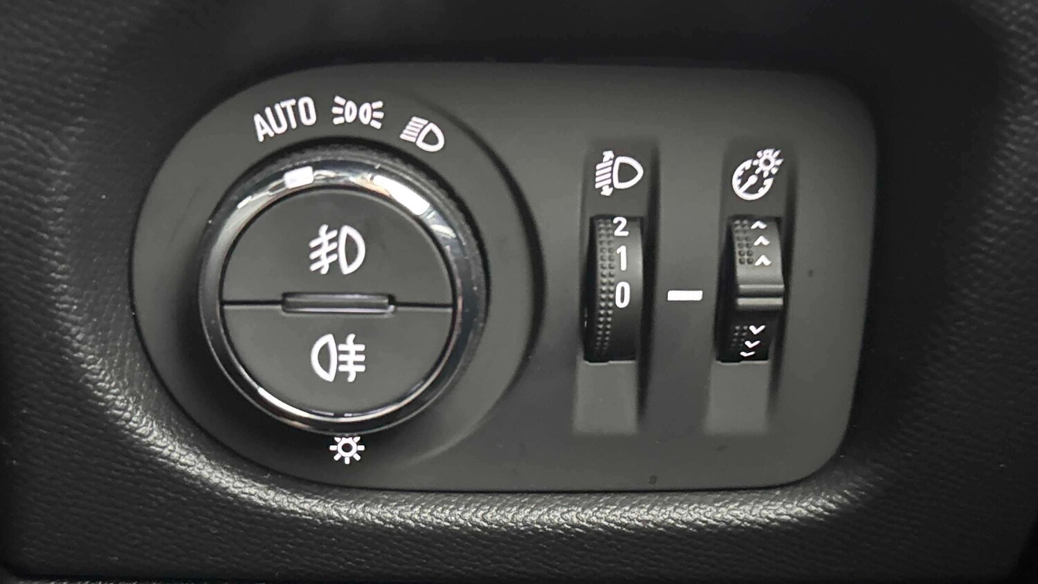 Used Vauxhall Mokka 2022 for sale - 78137618: Photo 21