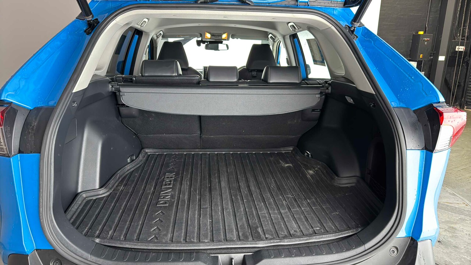 Used Toyota RAV4 2022 for sale - 77856469: Photo 13