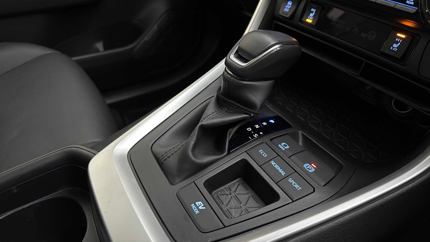 Used Toyota RAV4 2022 for sale - 77856469: Photo 23