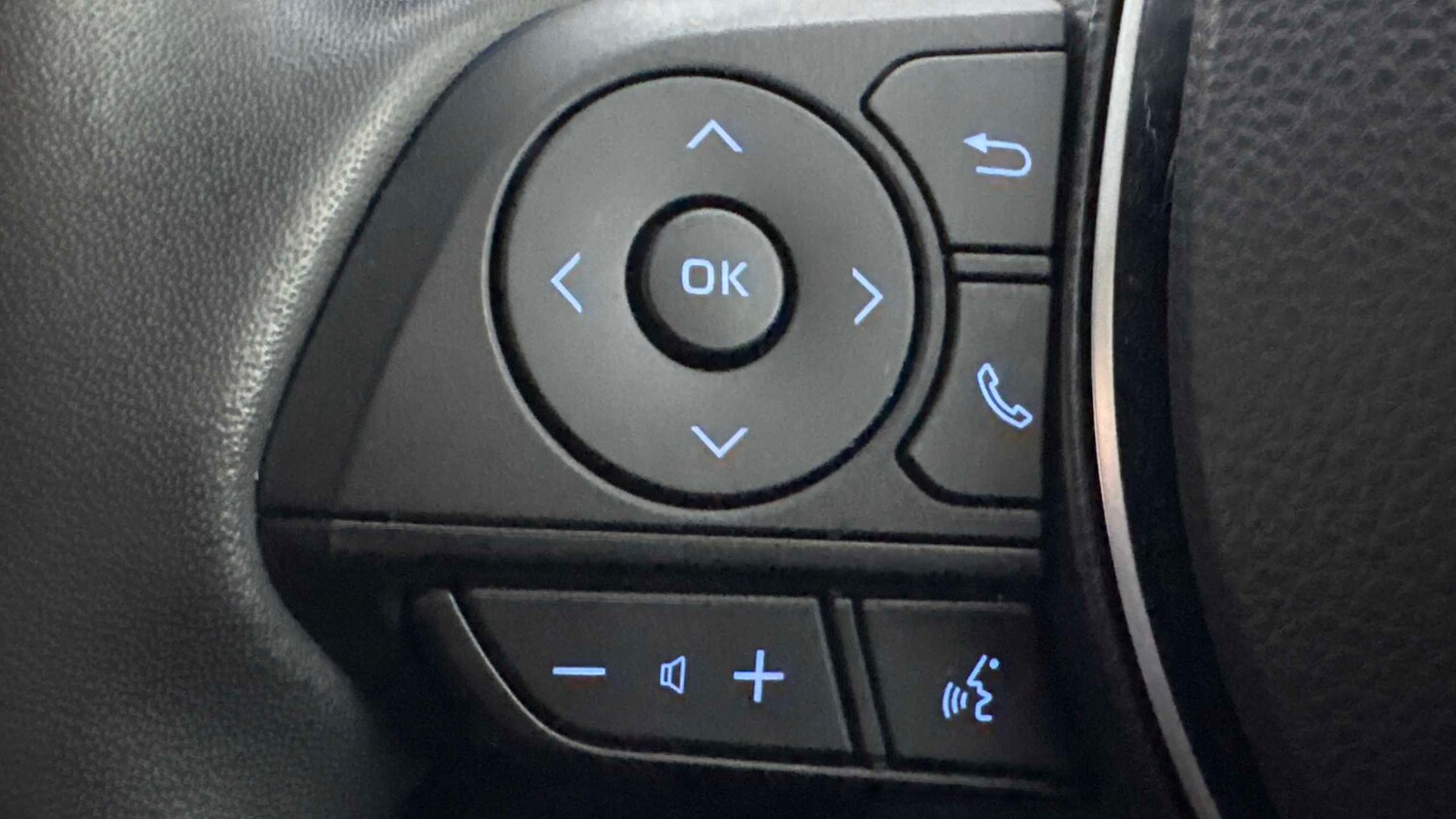 Used Toyota RAV4 2022 for sale - 77856469: Photo 26