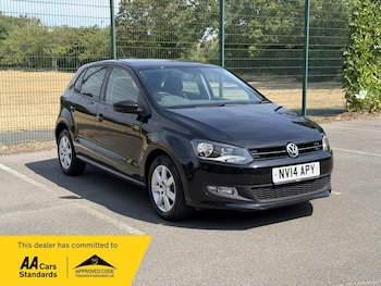 Used Volkswagen Polo 2014 for sale - 79576536: Photo
