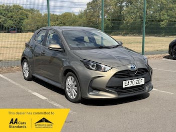 Used Toyota Yaris 2021 for sale - 79698744: Photo