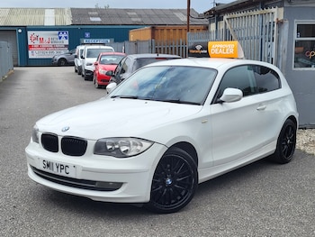 Used BMW 1 Series 2011 for sale - 75945101: Photo